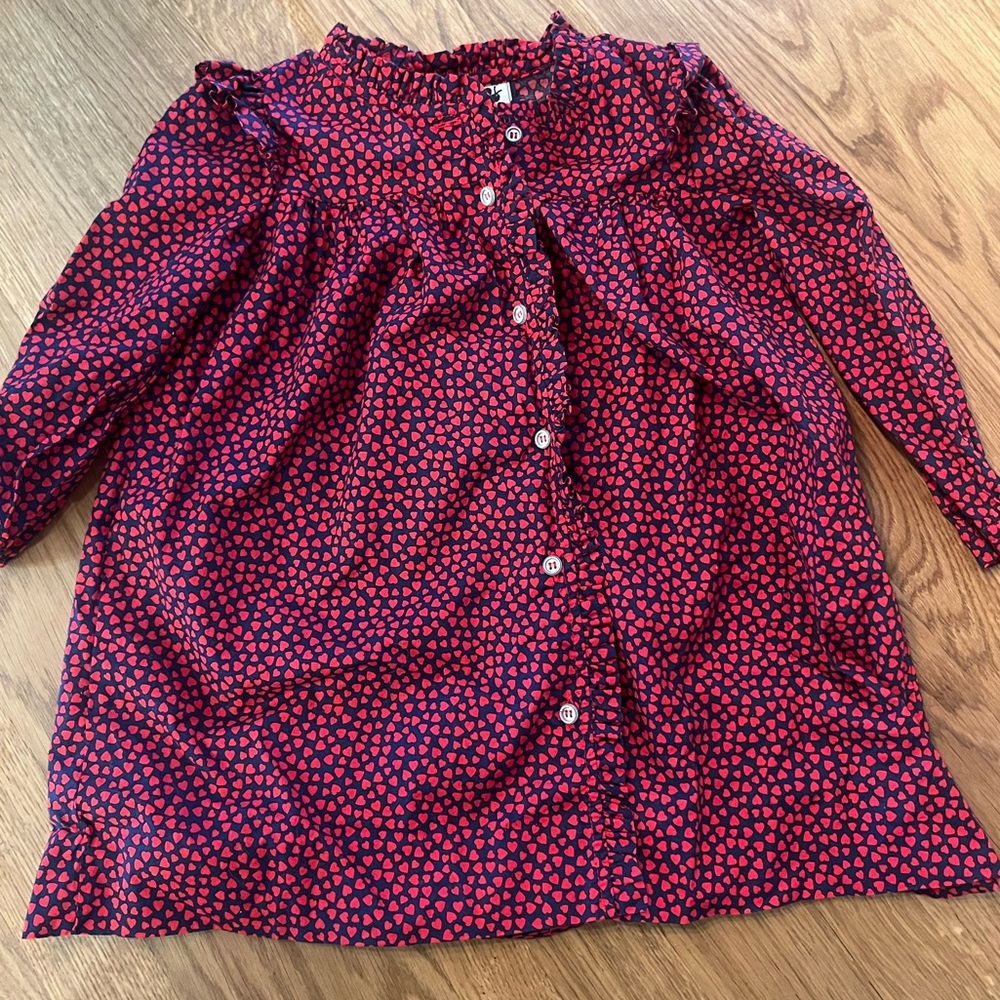 Toddler girl heart dress ❤️❤️boutique brand busy bee! Size 18-24 month!